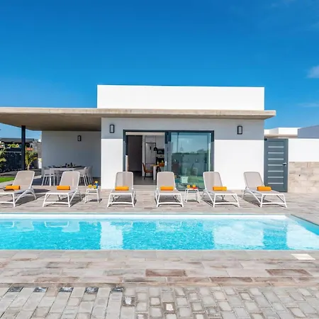 Vila Sibisse By *